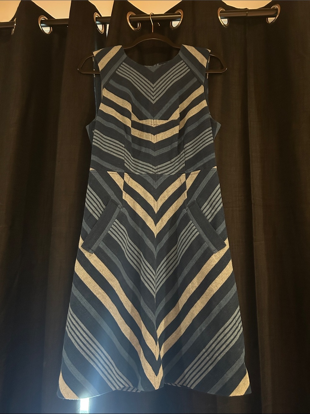 EUC Maeve Antonia Chevron Dress